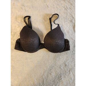 Victoria's Secret PINK size 34A Wear Everywhere Tshirt Bra Black